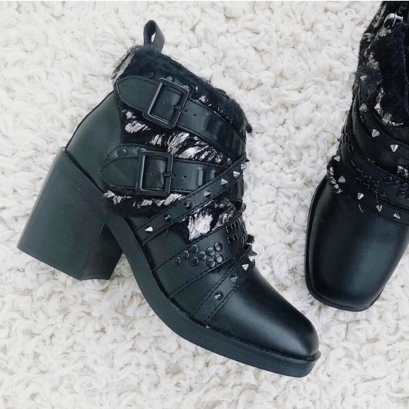 Kelsi Dagger Studded Metallic Faux Fur Ankle Black Leather Boot Women Sizes NWOB - Picture 6 of 14